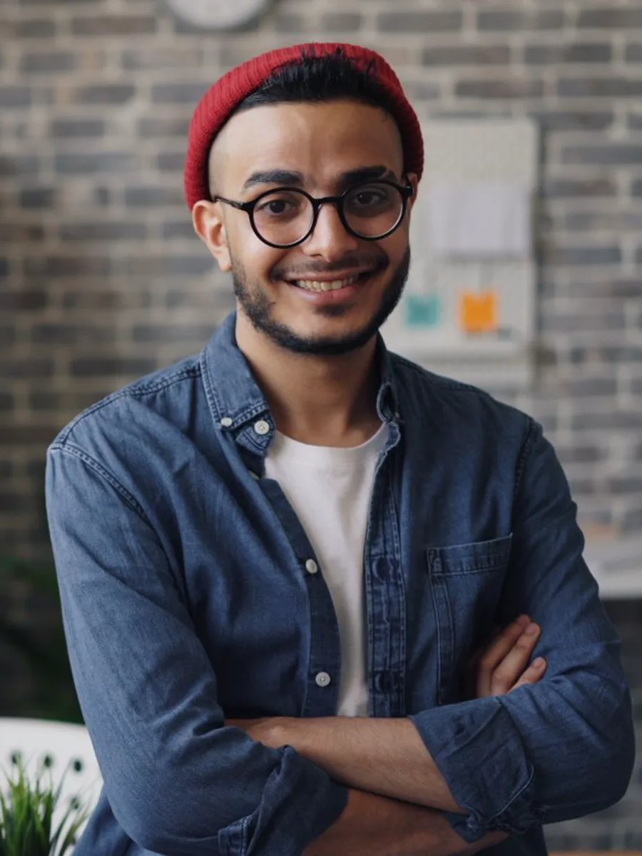 Hassan E., Outbound Sales